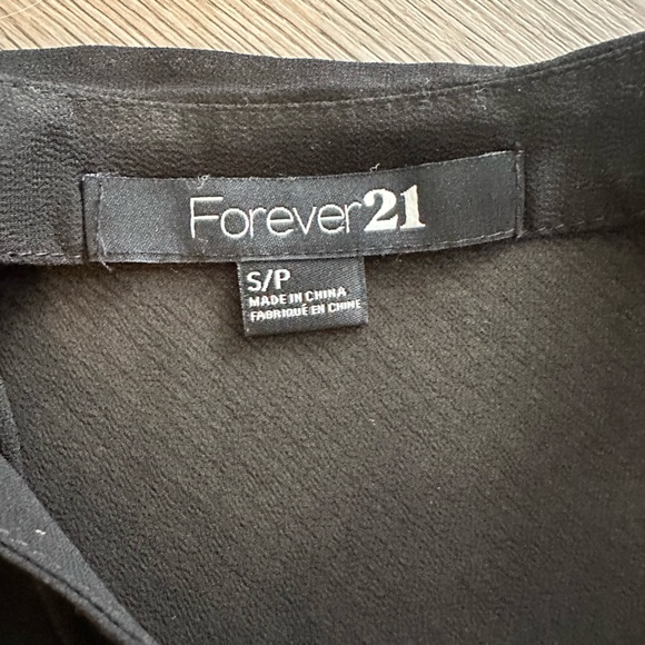 Forever 21 Lace Up Top - Picture 4 of 4